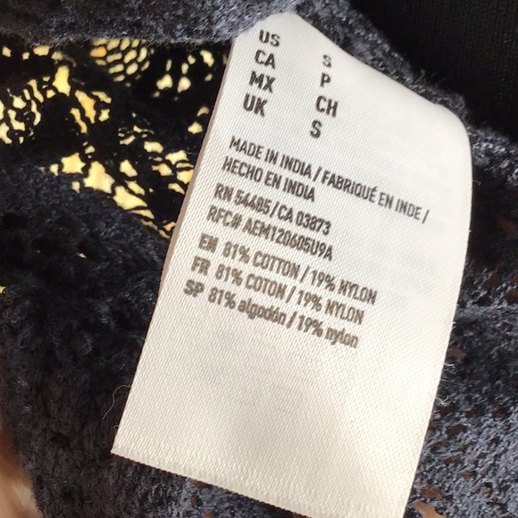 Clearance!!! American Eagle navy macrame sheer top - Picture 4 of 7